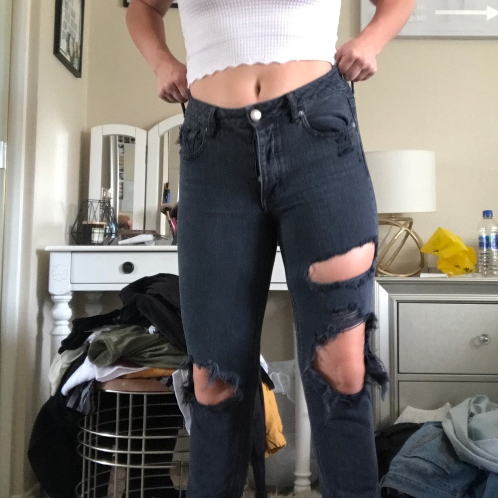 AMERICAN EAGLE BOYFRIEND JEANS